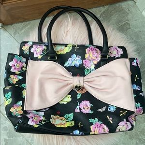 Betsey Johnson bow and flower purse